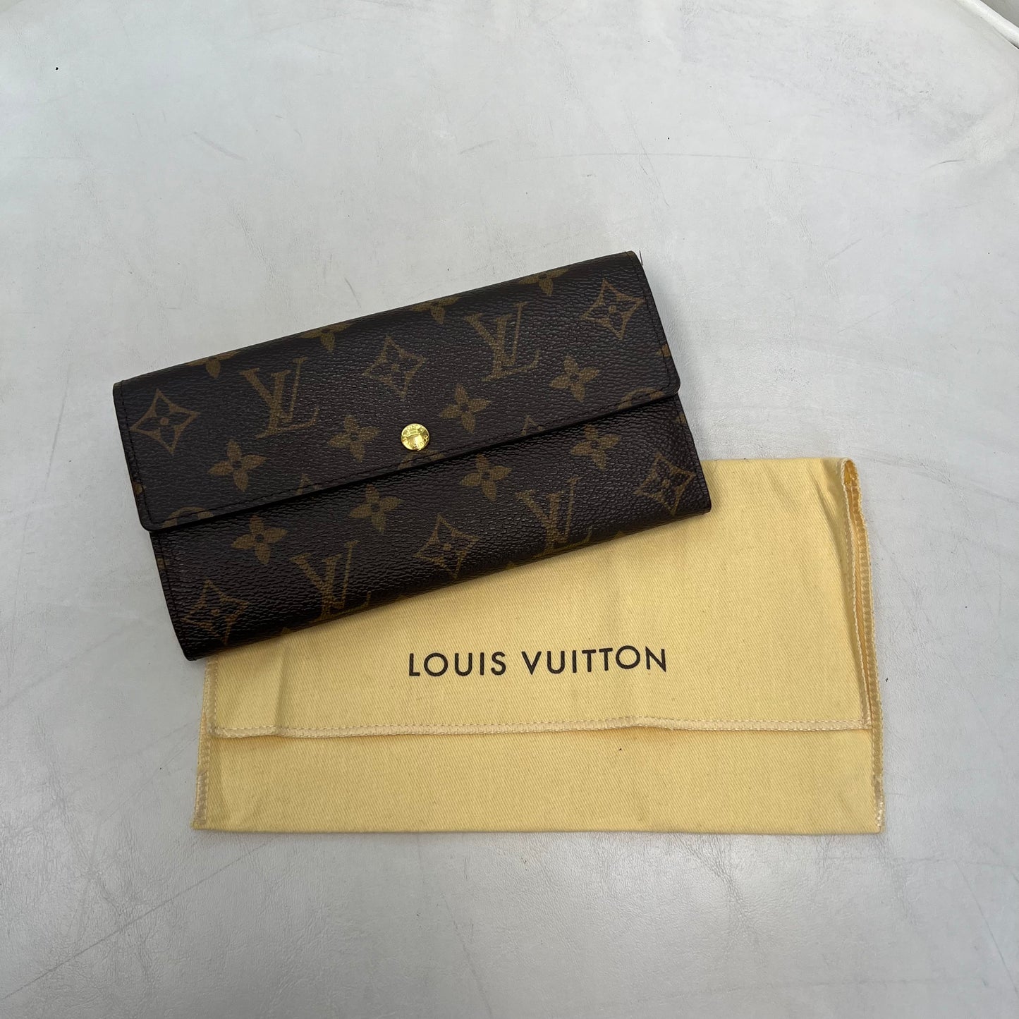 Louis Vuitton Sarah Wallet Monogram