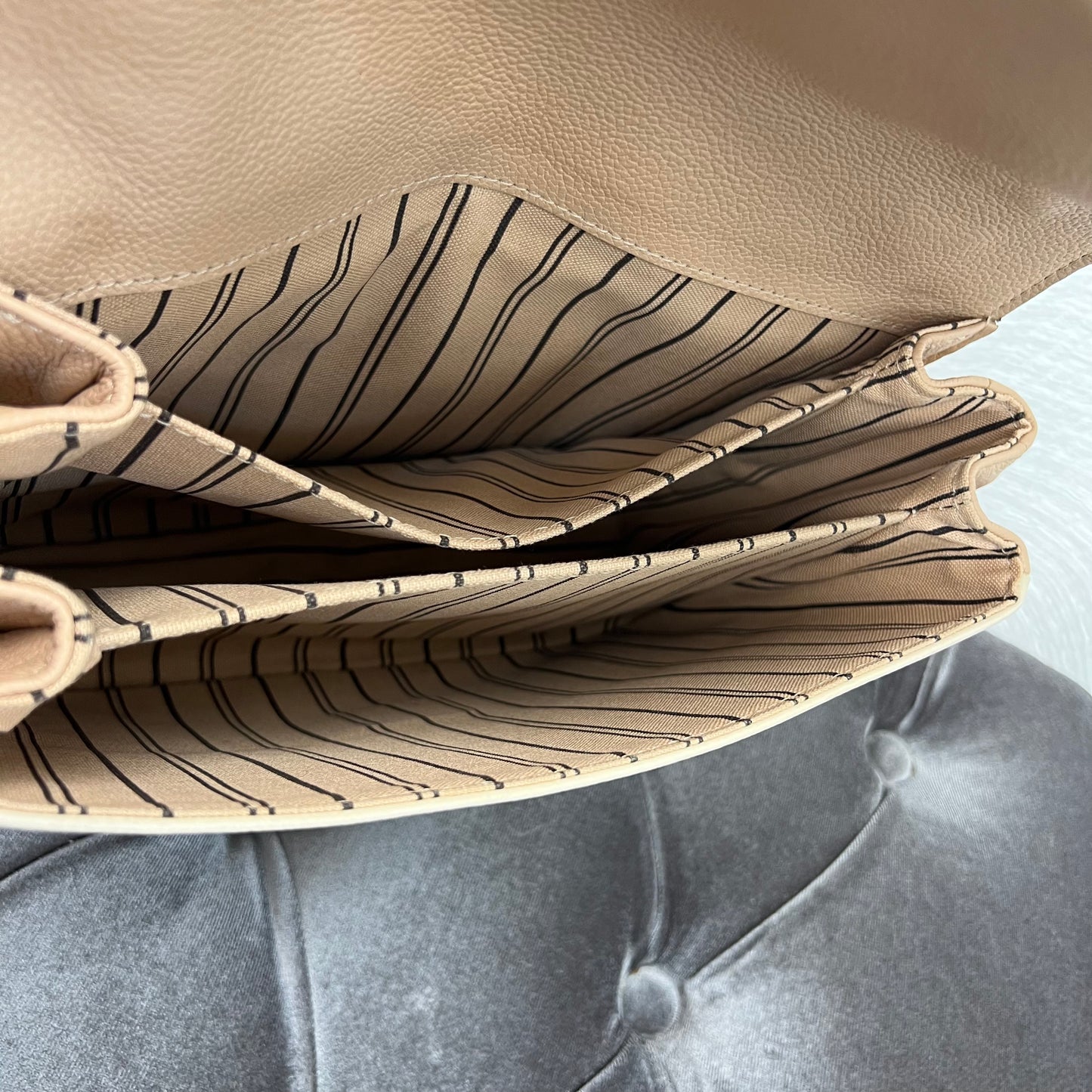 Louis Vuitton Pochette Métis Empreinte Leather