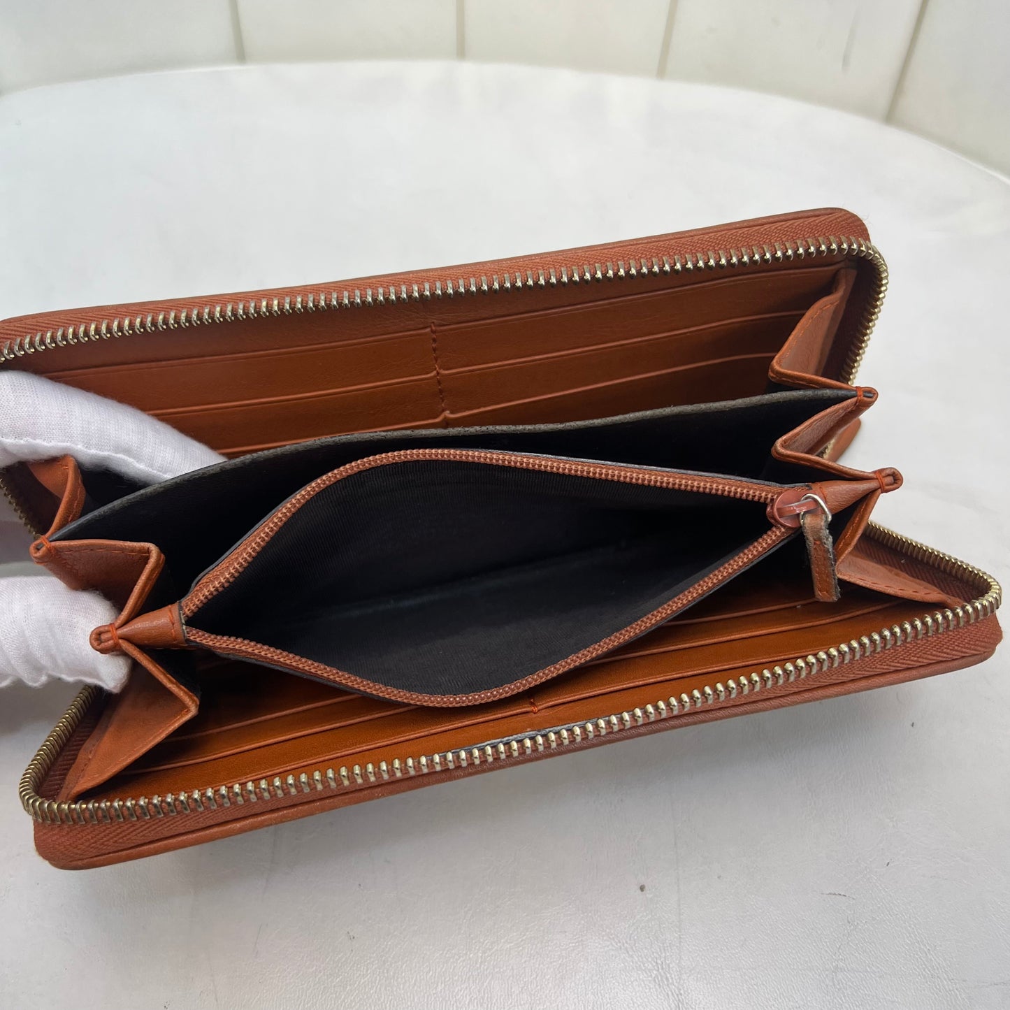 Gucci Zipper Wallet
