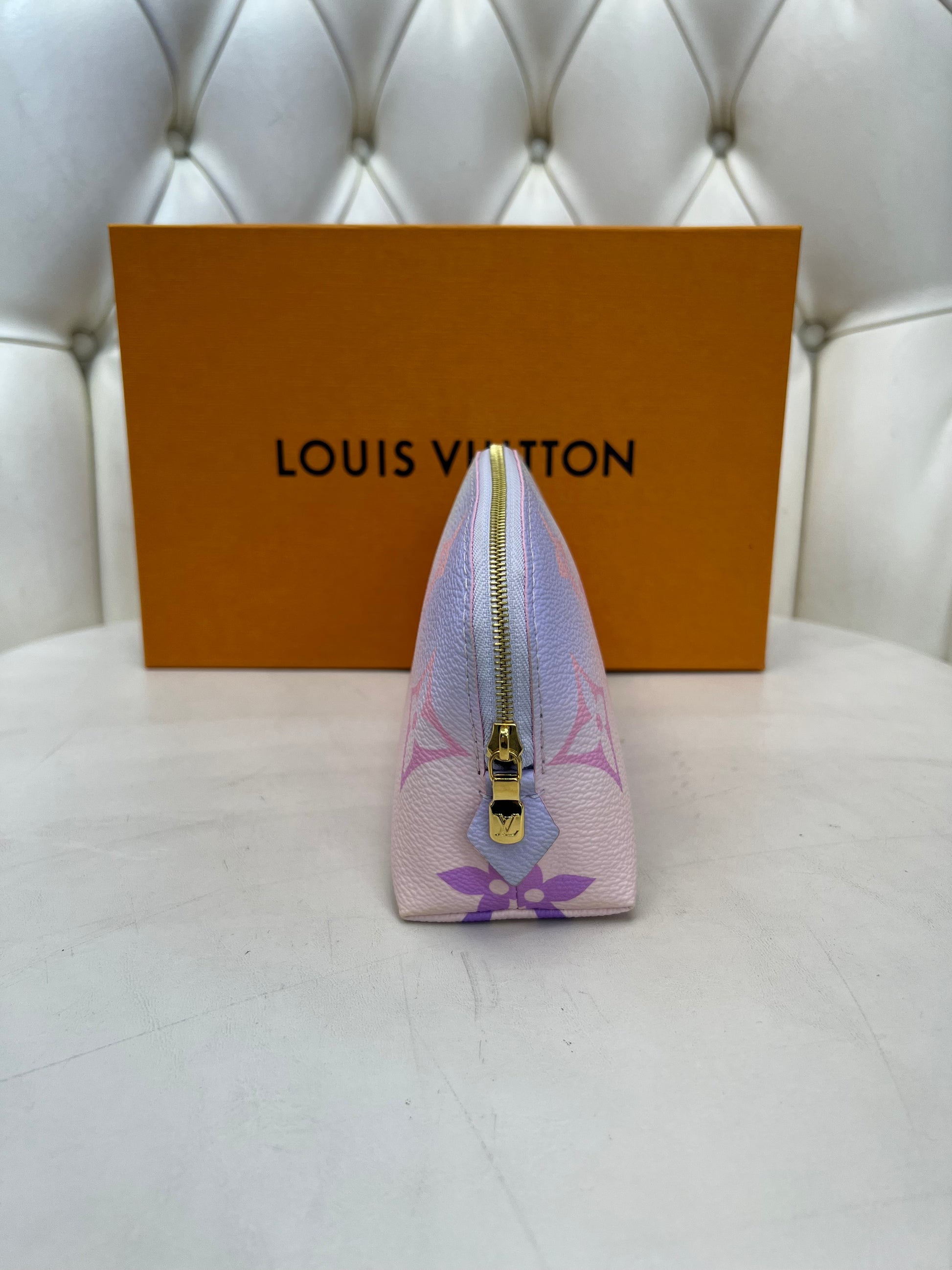 Watch me unbox my new Louis Vuitton Neverfull MM Sunrise Pastel