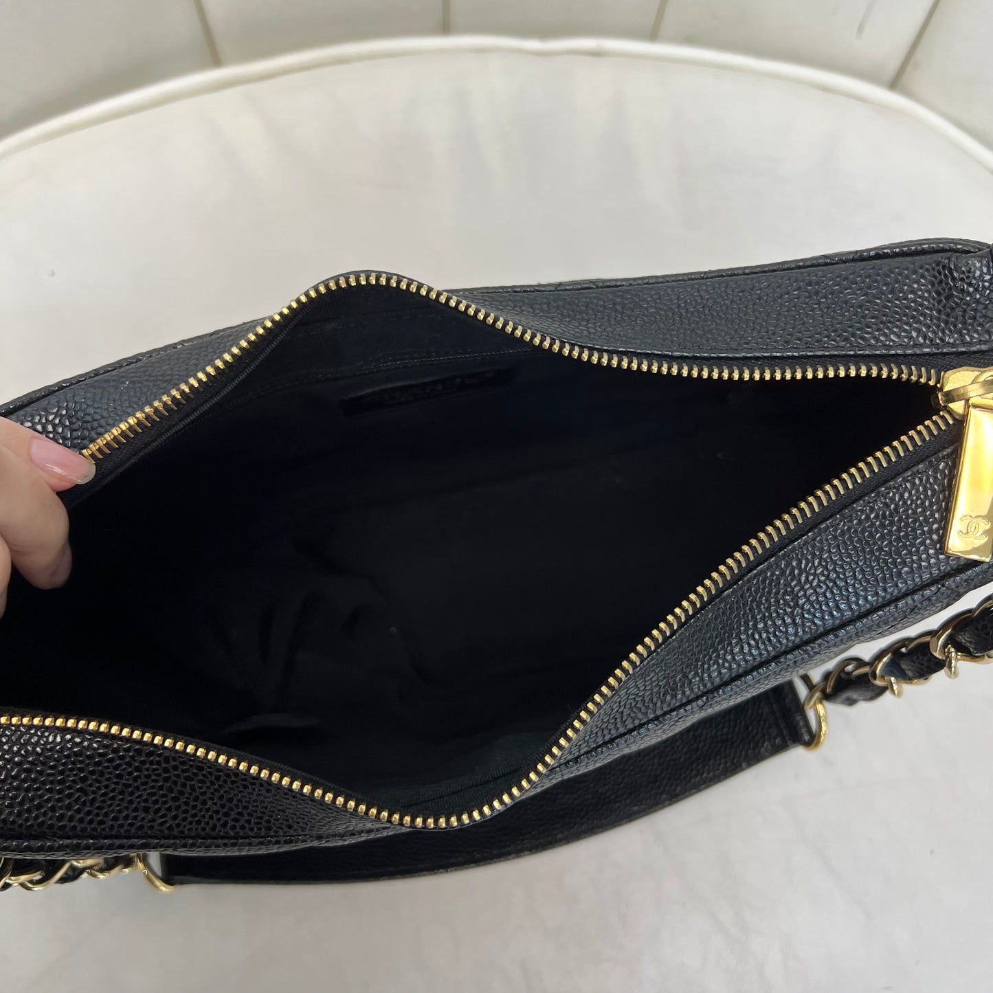 Chanel Caviar Leather Shoulder Bag