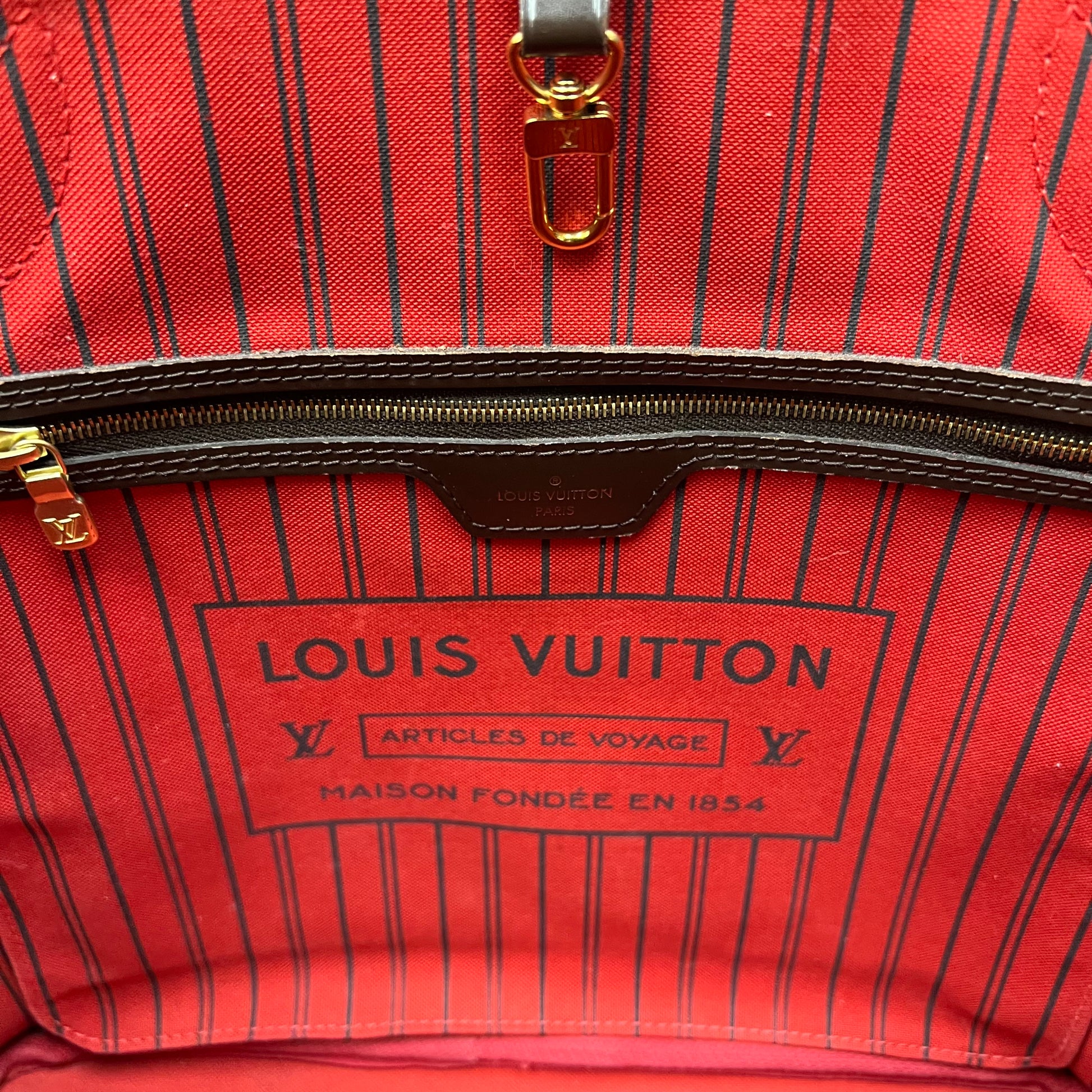 Louis Vuitton Neverfull MM Monogram Red – J'Adore Wakefield