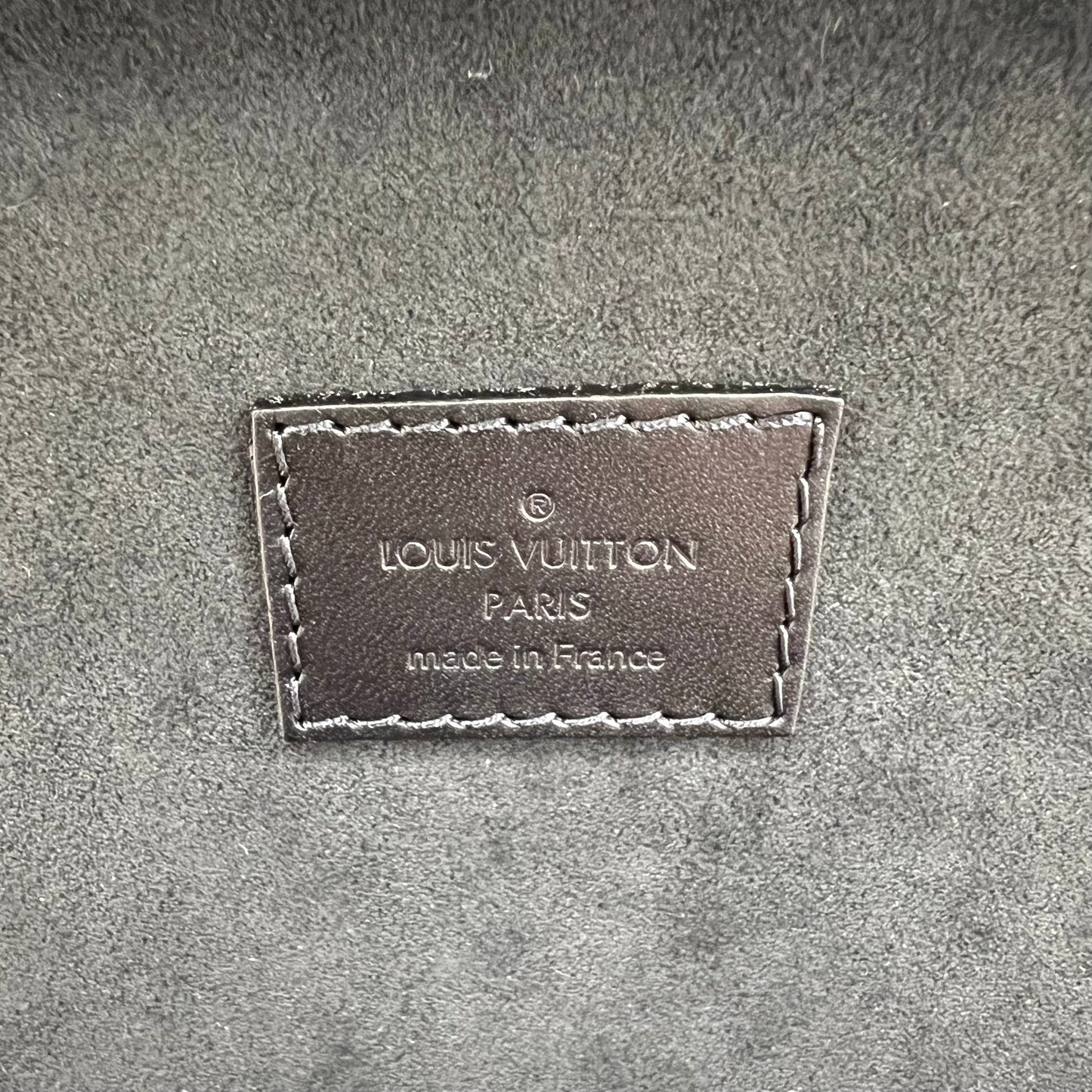 Louis Vuitton Coffret Tresor 24 Monogram Reverse