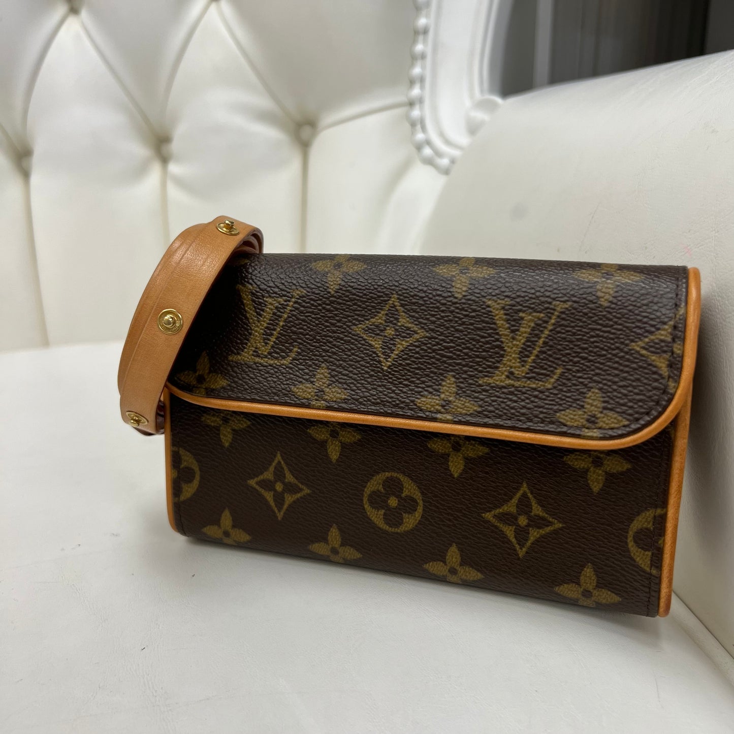 Louis Vuitton Florentine Waist Belt Bag Monogram XS