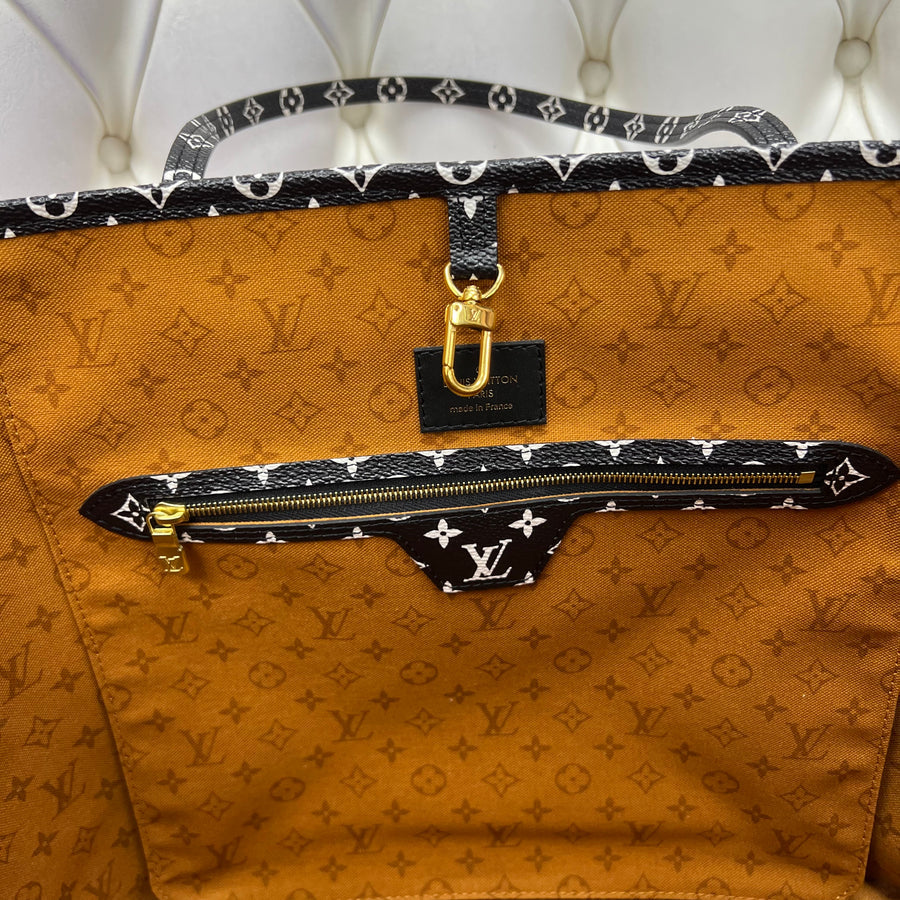 Louis Vuitton Neverfull MM Limited Edition Crafty Monogram Giant Multicolor