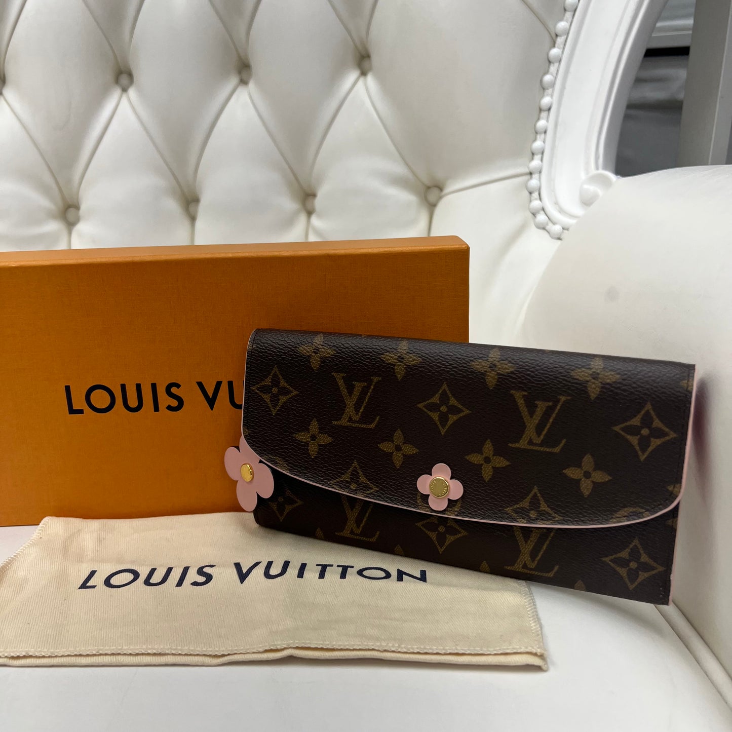 Louis Vuitton Monogram Bloom Flower Emilie Wallet