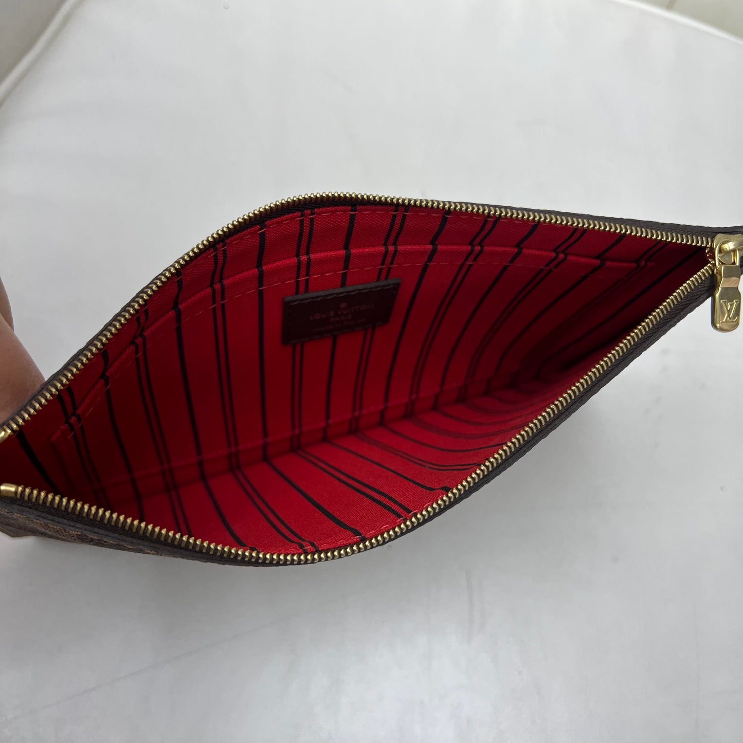 Louis Vuitton Neverfull Pouch Damier Ebene Red