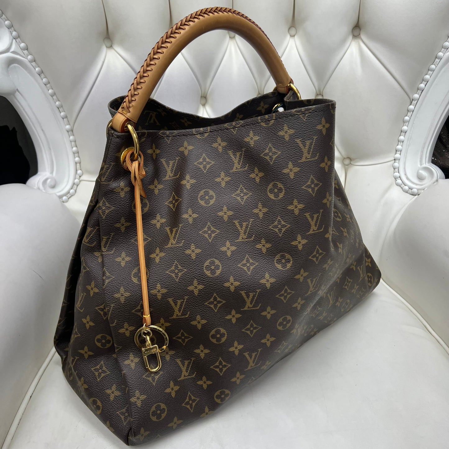 Louis Vuitton Artsy GM Monogram