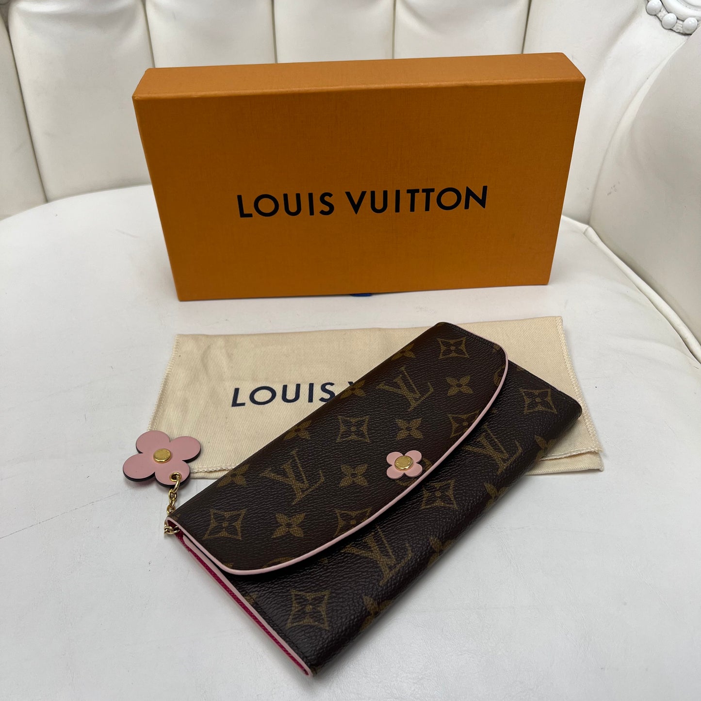 Louis Vuitton Monogram Bloom Flower Emilie Wallet