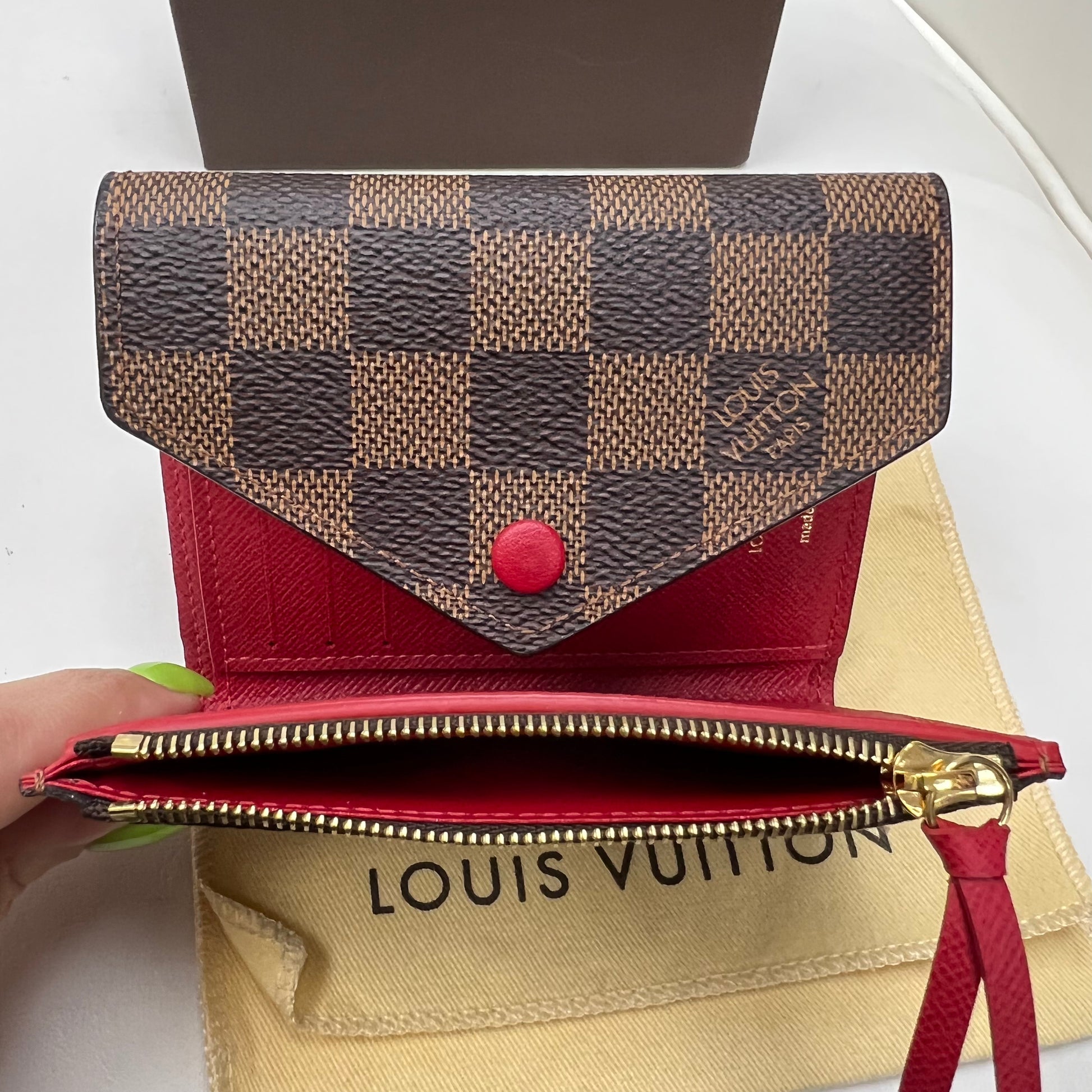 Louis Vuitton Pochette Accessoires Damier Ebene – J'Adore Wakefield