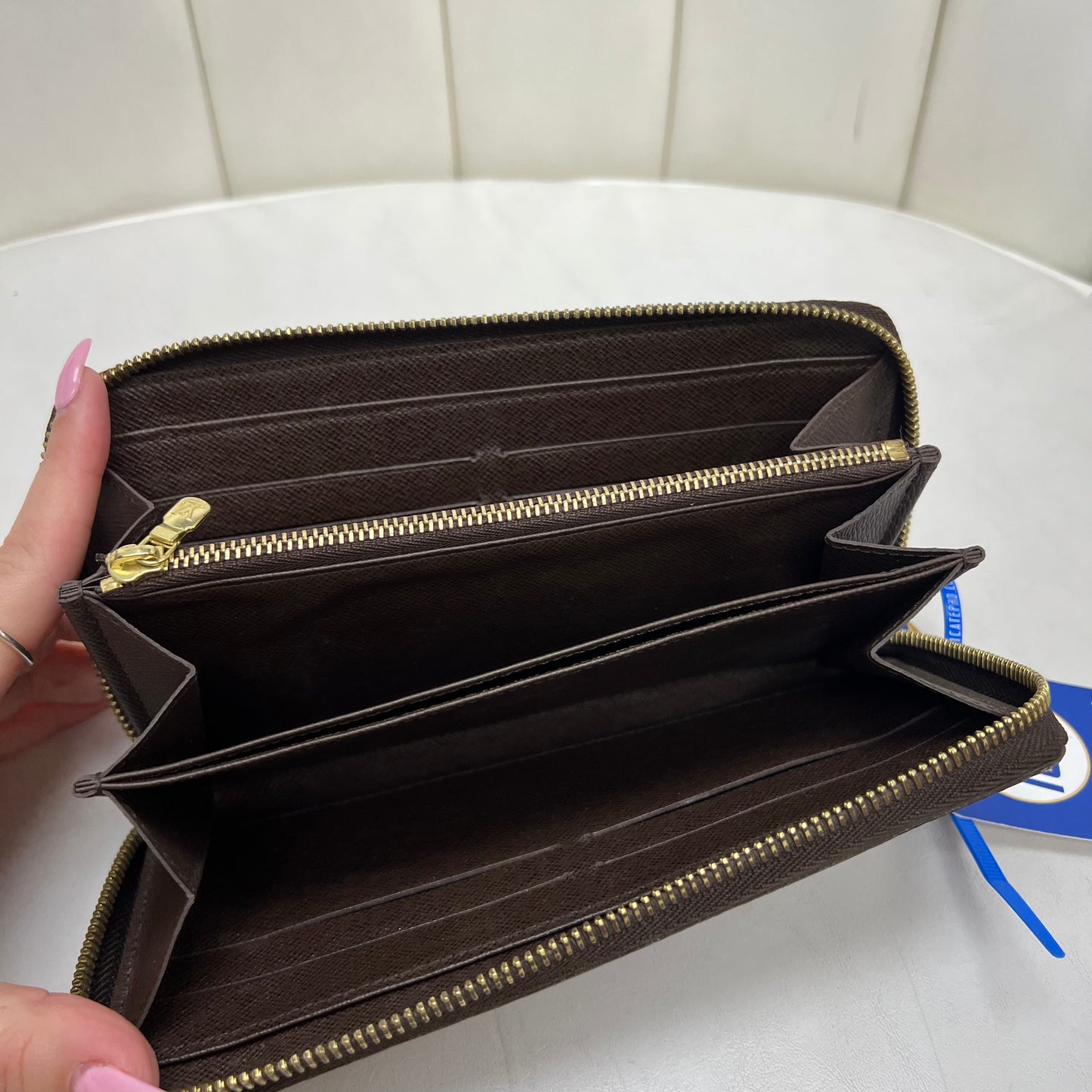 Louis Vuitton Zippy Wallet Damier Ebene