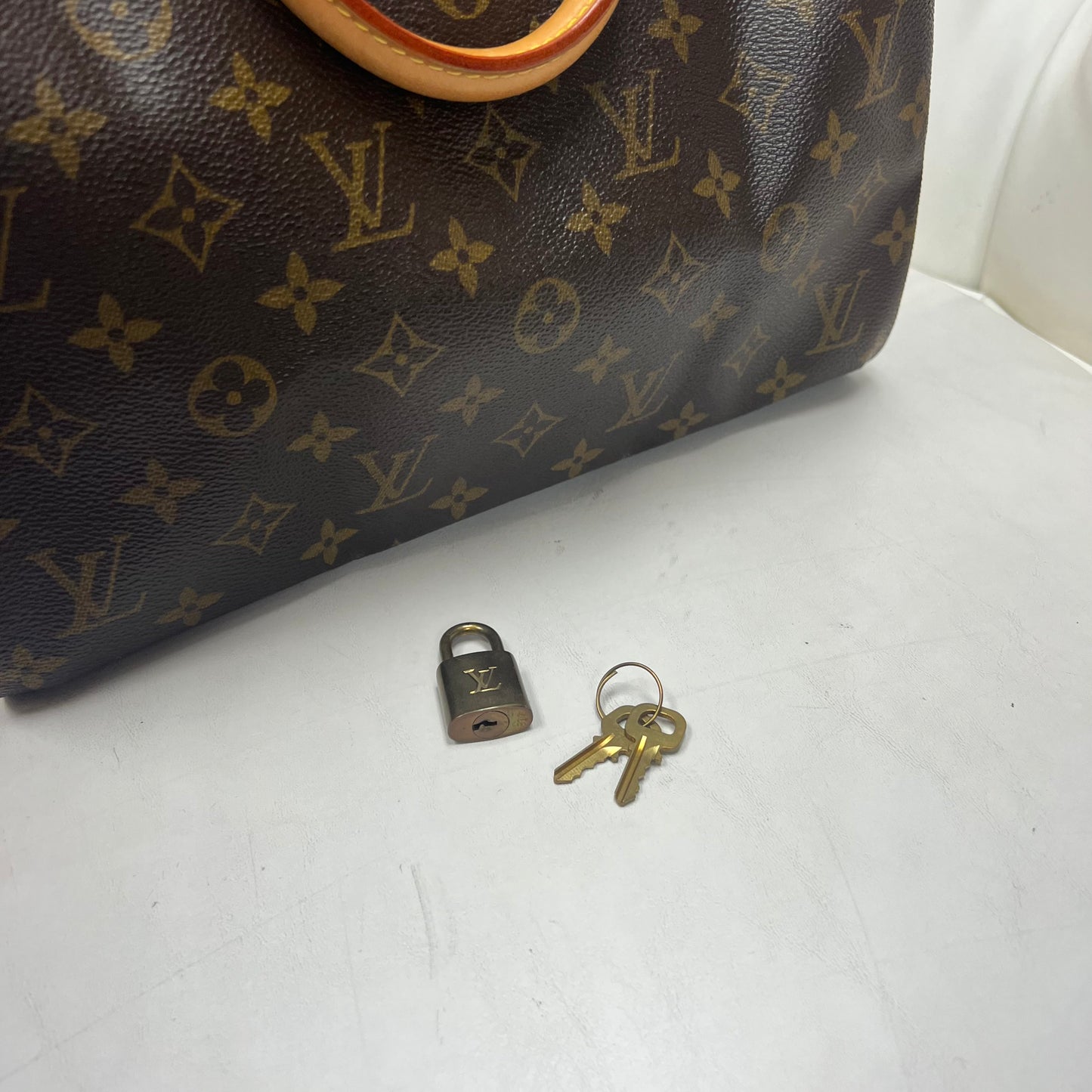 Louis Vuitton Speedy 30 Monogram with Lock & Keys