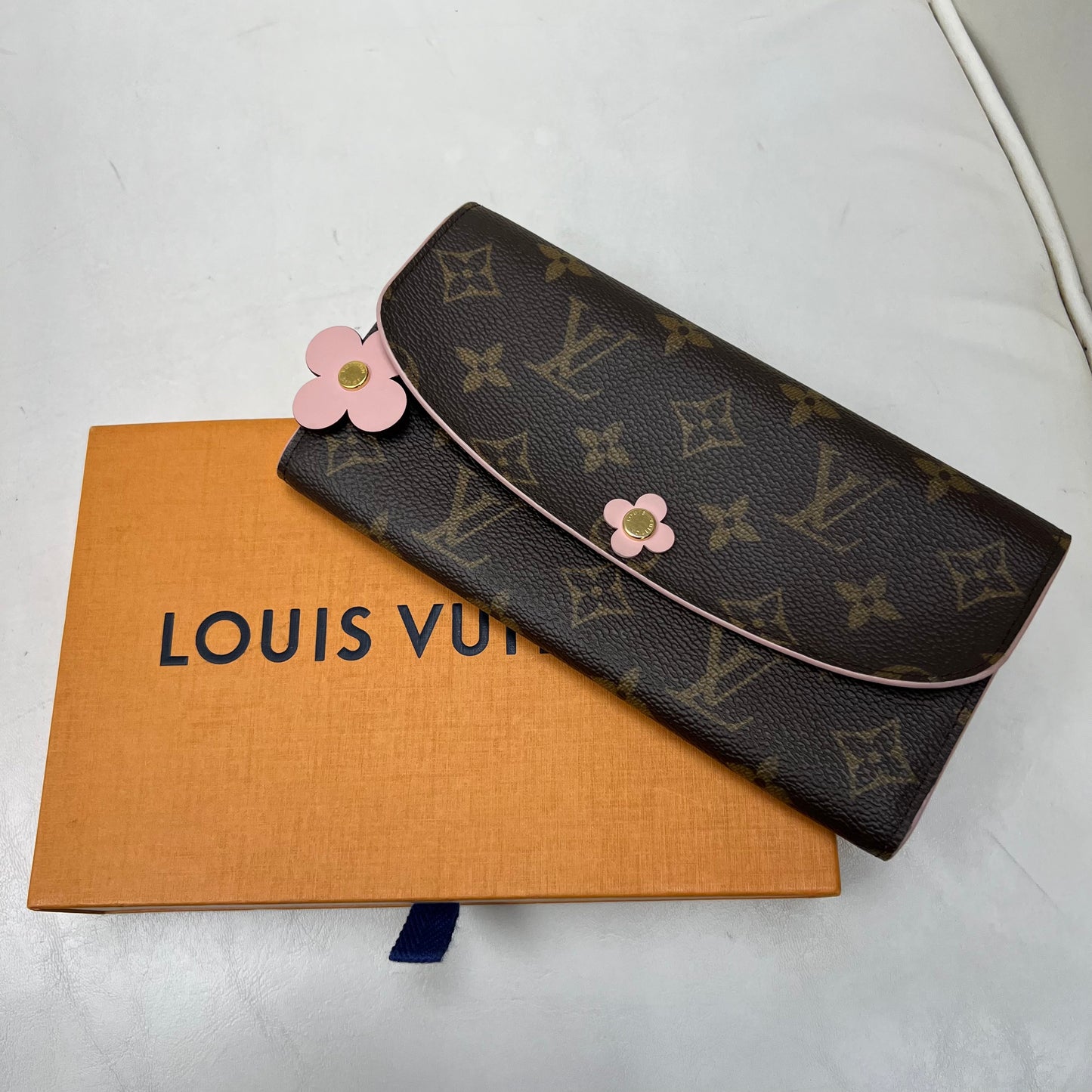 Louis Vuitton Monogram Flower Compact Wallet w/ Box – Oliver Jewellery