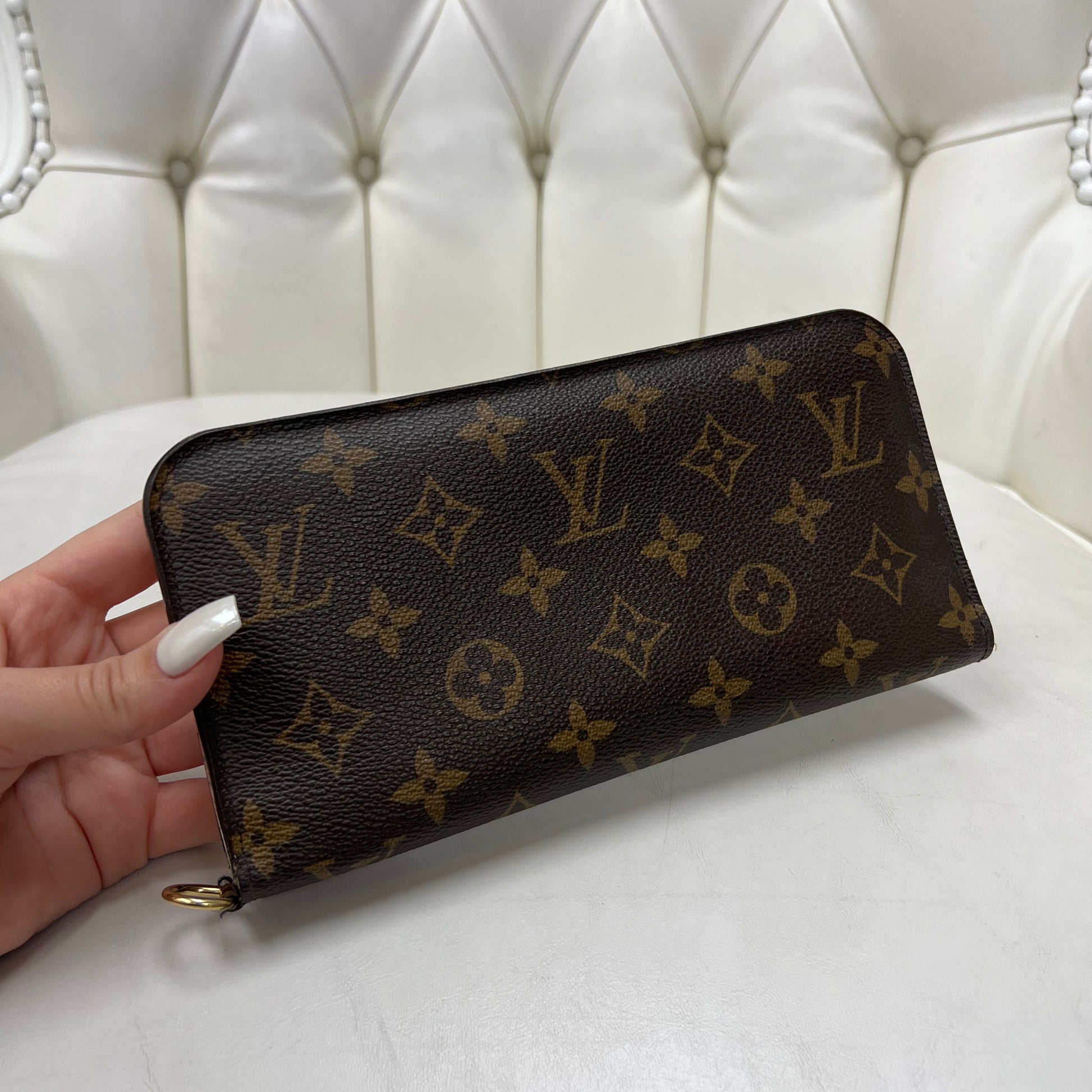 vuitton monogram insolite