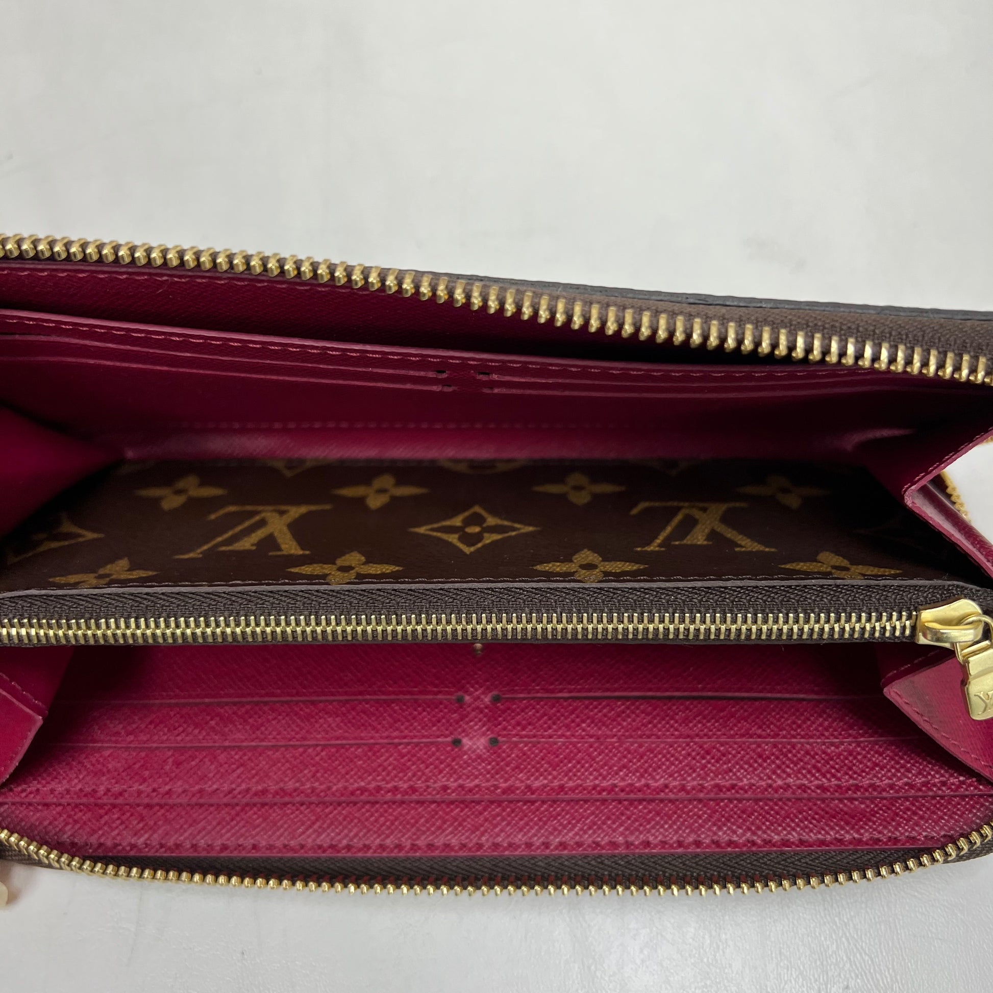 Louis Vuitton Porte Tresor Multicolor Wallet – J'Adore Wakefield