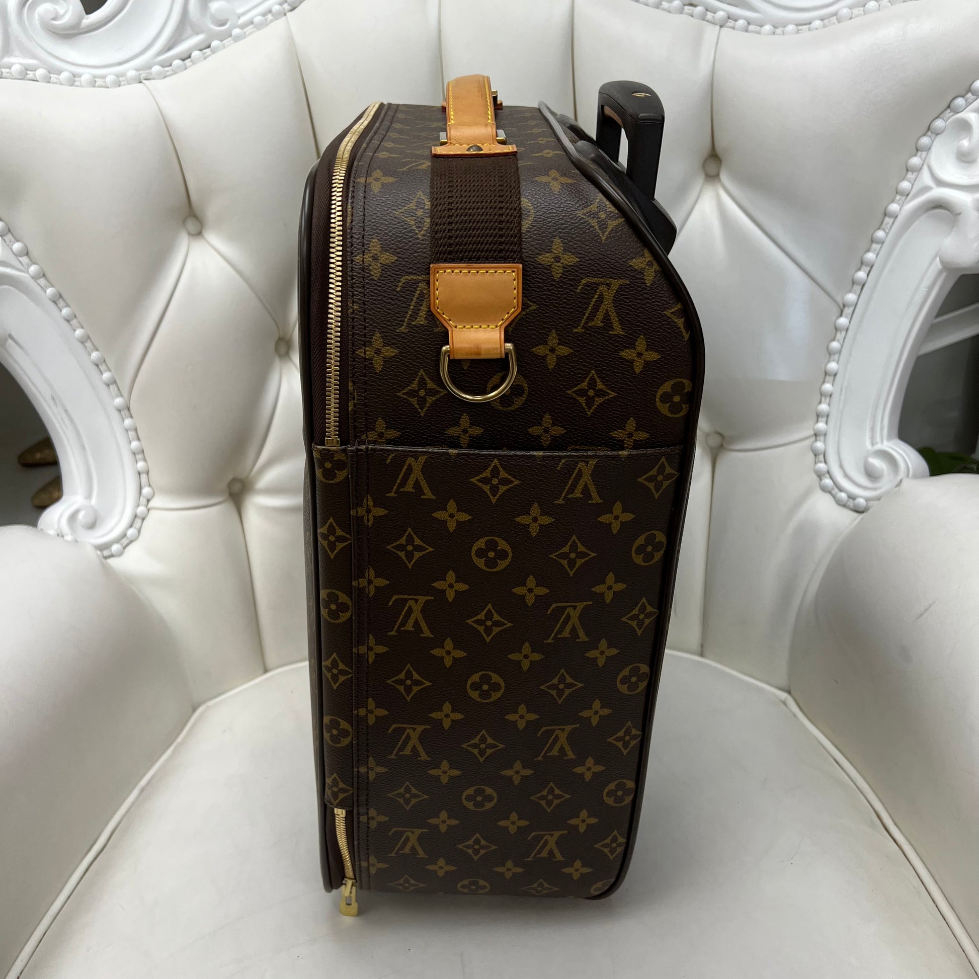 Louis Vuitton Bosphore Trolley 50 Rolling Suitcase Monogram – J'Adore  Wakefield