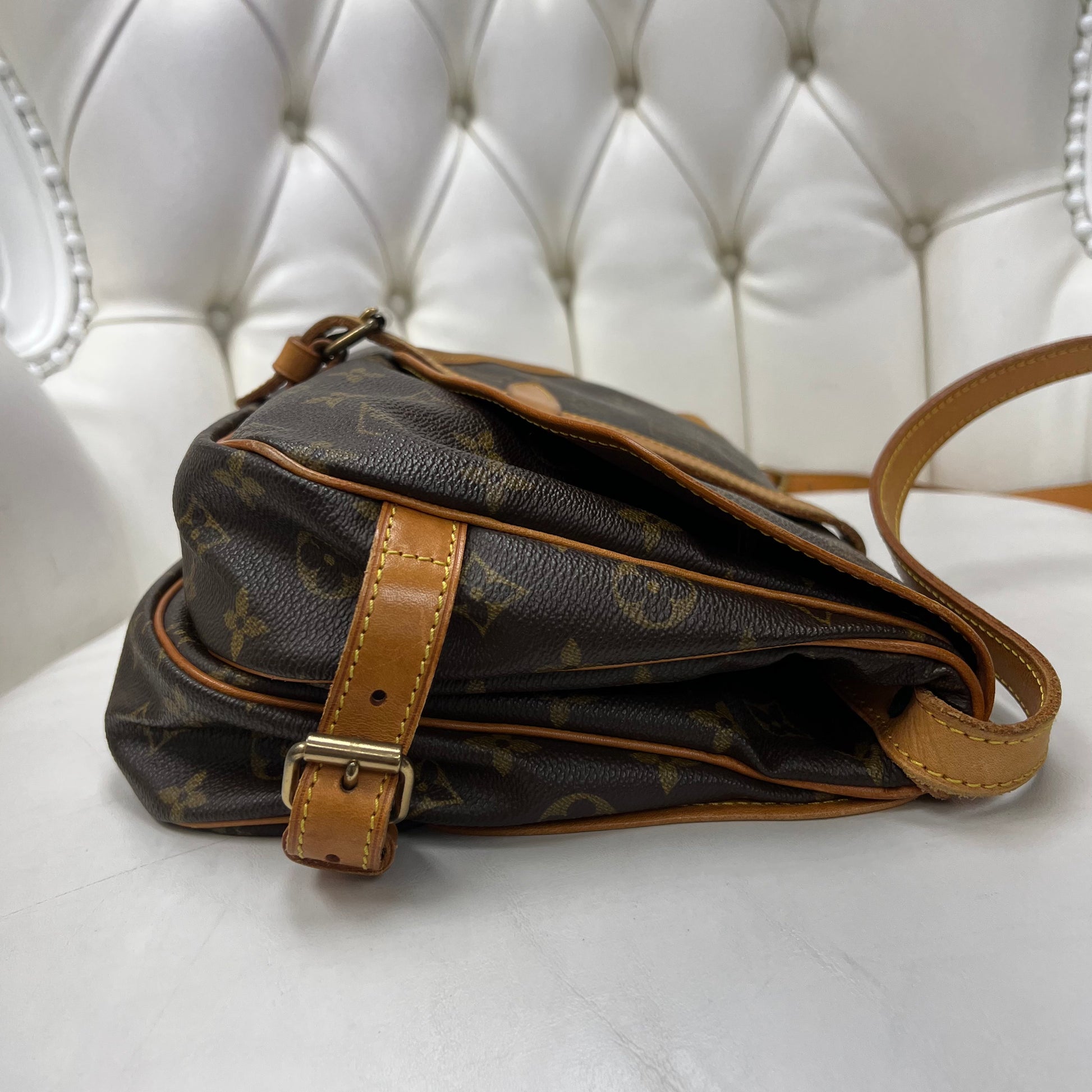 Louis Vuitton Vintage - Monogram Saumur 30 - Brown - Monogram