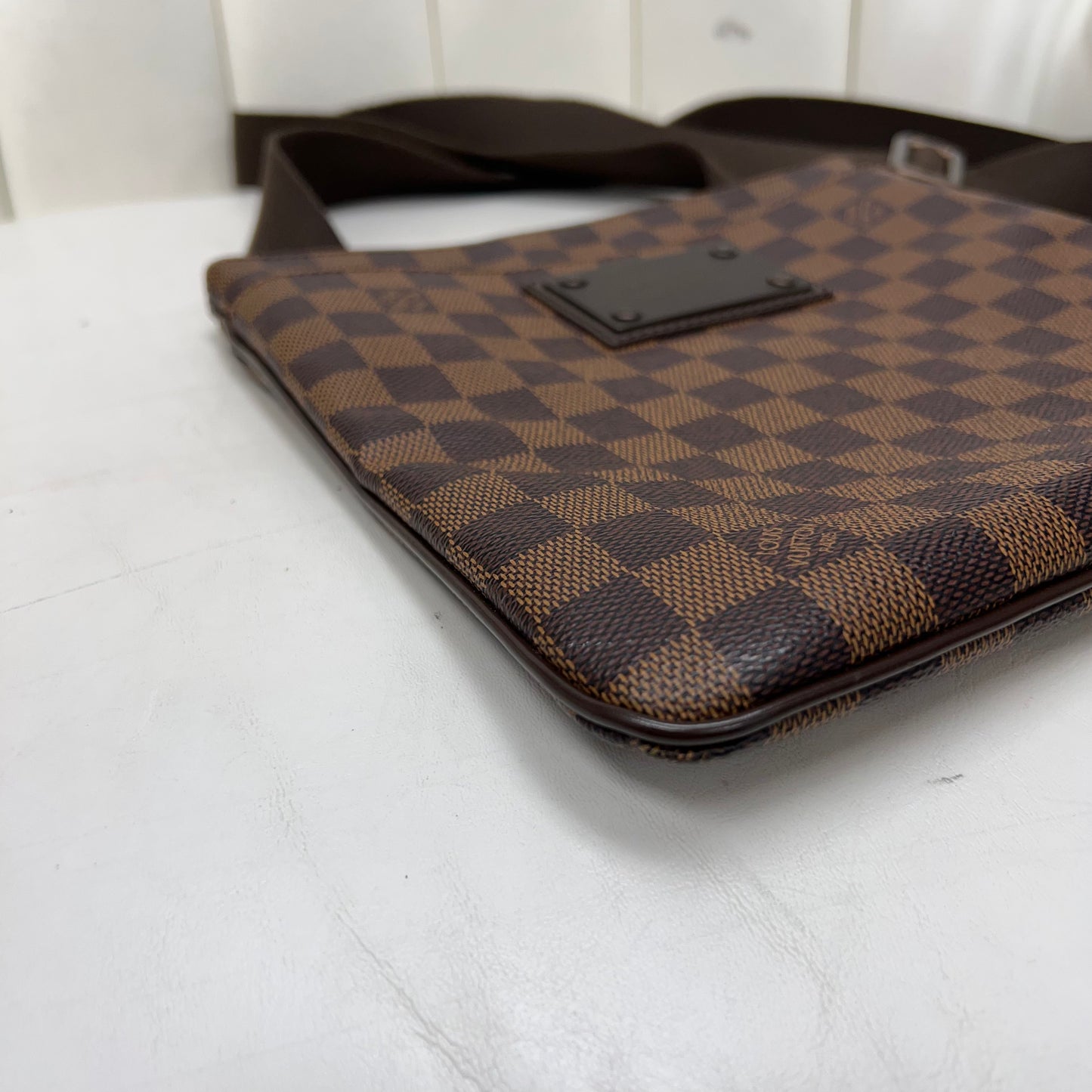 Louis Vuitton Brooklyn Pochette Plate Damier Ebene