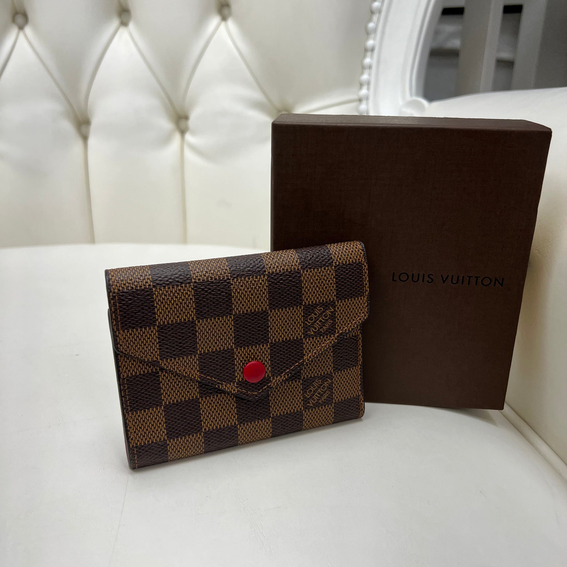 Victorine Wallet - Luxury Damier Ebene Canvas Brown