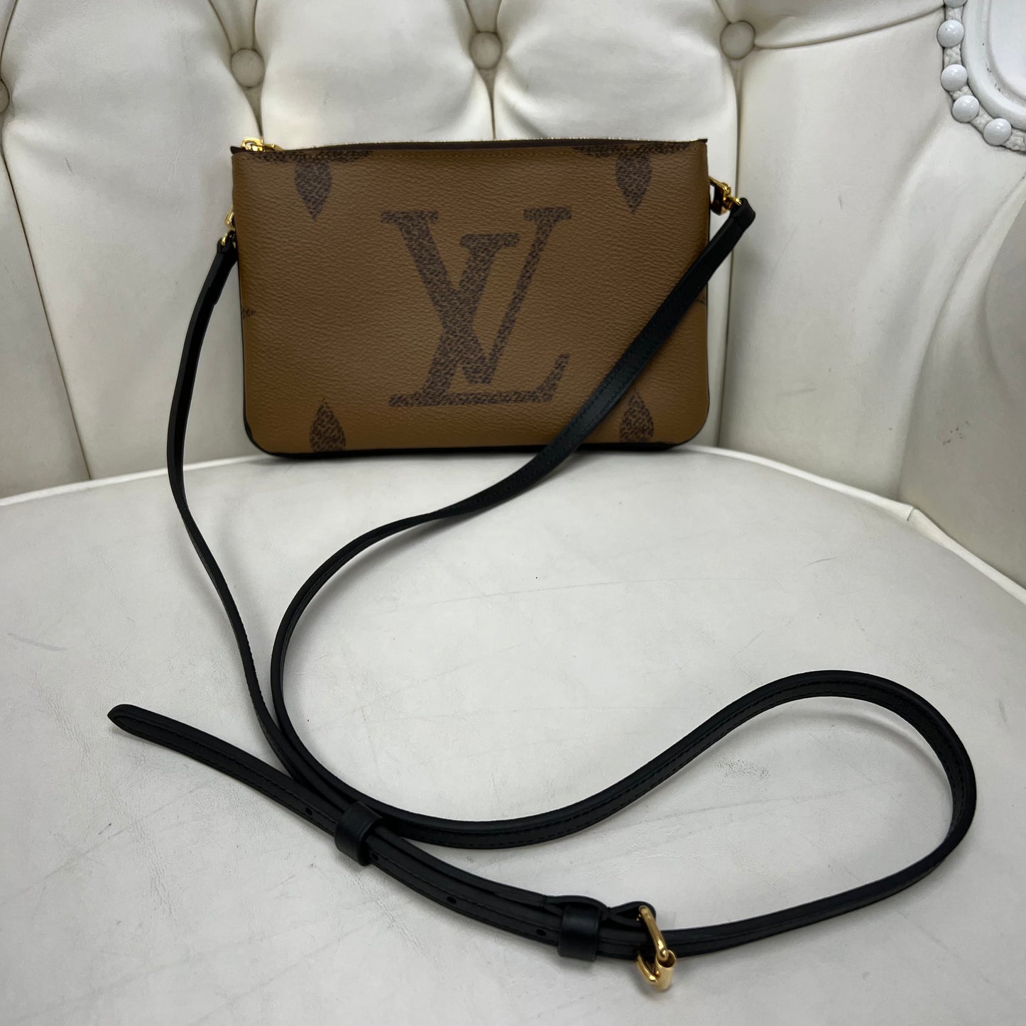 Louis Vuitton Double Zip Pochette Monogram Giant